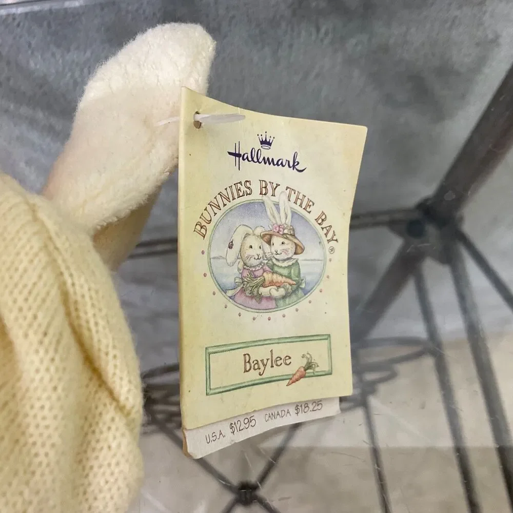 Hallmark BUNNIES BY THE BAY Baylee Plush Embroidered Hat Weighted Bottom w tags